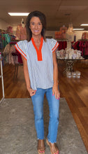Stripe top/ ruffle sieve detail