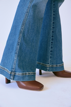 Judy blue high waist petite flare tummy control jeans