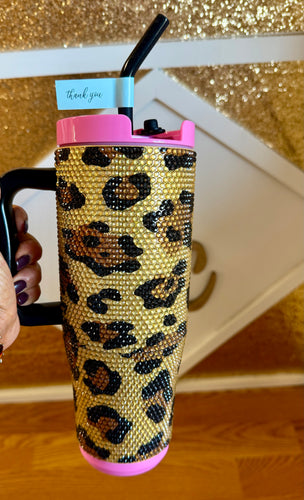 Leopard bling/ hot pink tumbler.🖤🩷🤎