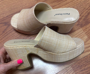 Natural color wedge sandal