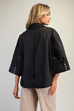 Button down top back pleat comes in two colors