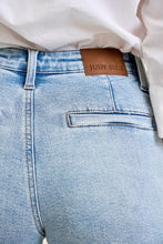 Judy blue trouser shorts