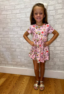 princess playground dress Girls' Playground Princess Pocket Twirl Dress Size: 9/10 By Mila & Rose