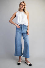 Straight leg denim pants front pockets