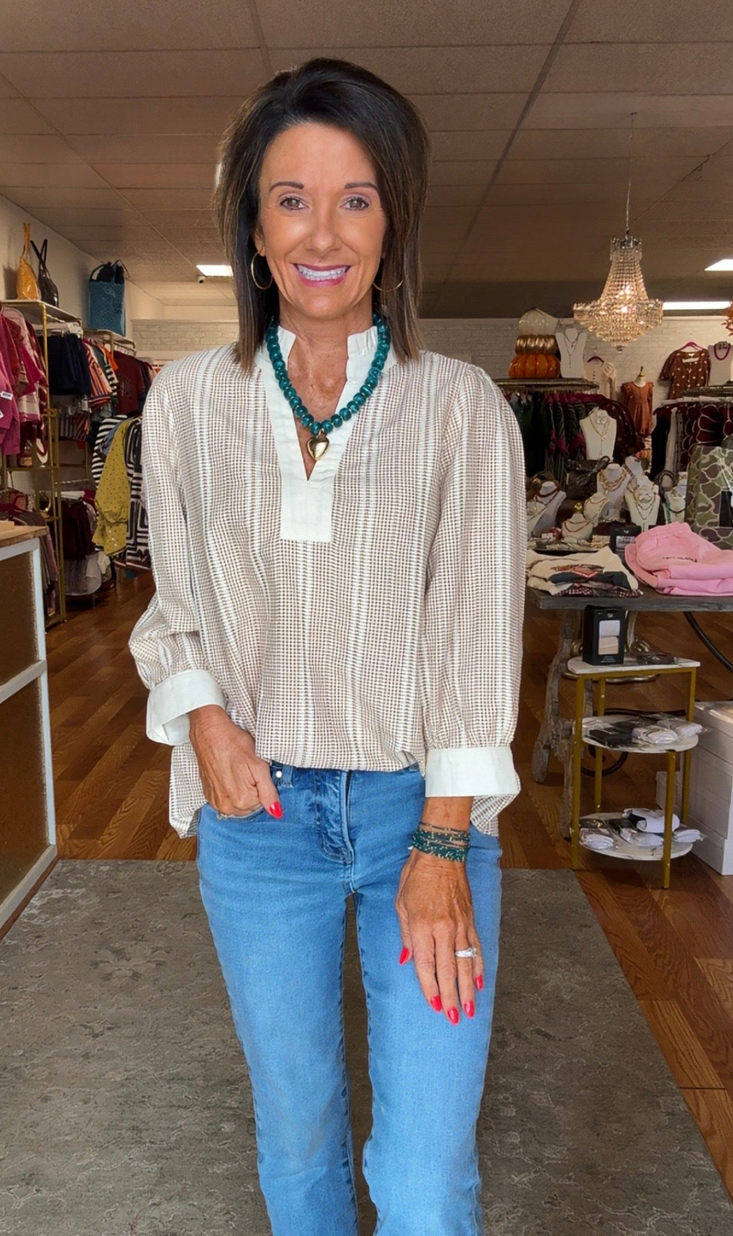 Taupe top- quarter length sleeve v-neck