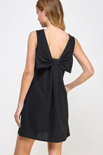 solid sleeveless shift dress