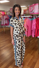 Color Band Accent with blue Button Down Leopard set