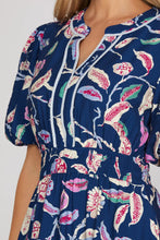 SHORT SLEEVE WOVEN PRINT MINI DRESS WITH POCKETS