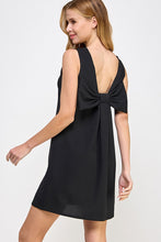 solid sleeveless shift dress