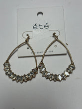 Dangle earrings