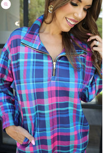 Plaid pop pullover