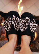 Cozy bow slippers -black leopard!