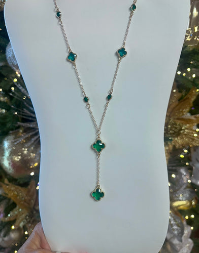 Short green layering necklace