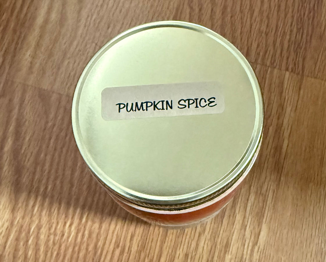Pumpkin spice candle