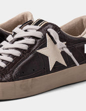 Brown shu shop brand sneakers