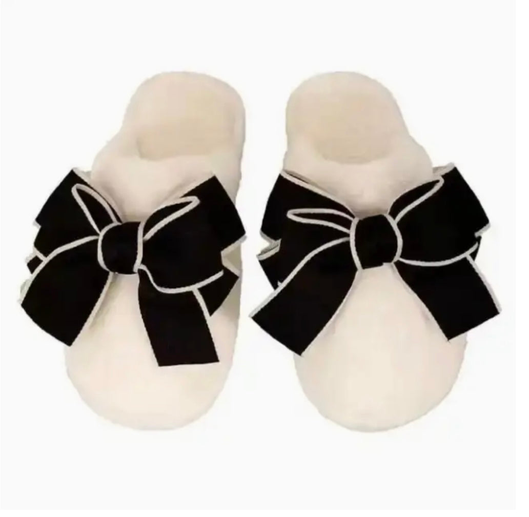 Cozy cream black bow slippers