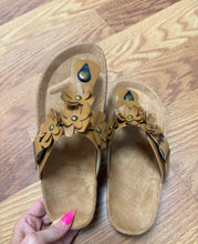 Floral Embellishments Upper Casual Sandal