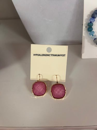 Mauve Cushion-Cut Earrings