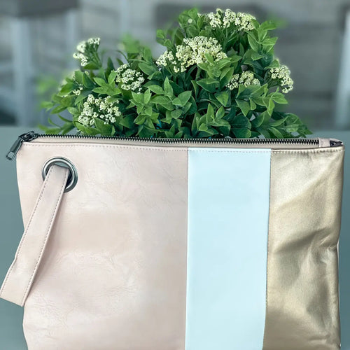 Clutch bag/wristlet