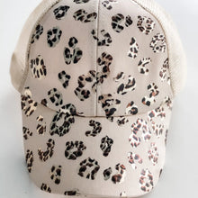 Trucker Hat "Shiny Leopard"