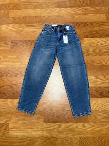 Judy blue barrel jeans
