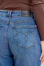 Judy blue barrel jeans