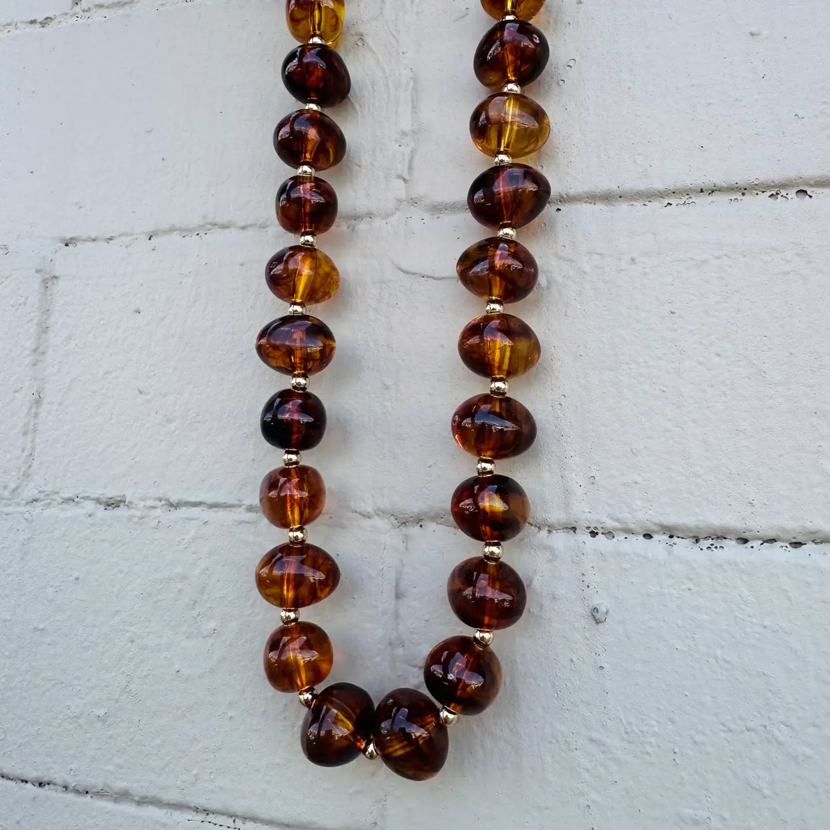 Beaded necklace -brown