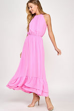 Pink Solid maxi dress
Halter neckline
Shirring along neckline
Back button keyhole closure
Elastic in waist band for comfortable fit
