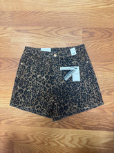 Leopard print Judy blue shorts
