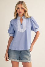 Stripe Contrast Accent Solid Top