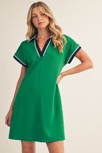 Contrast Accent Solid Casual Dress
