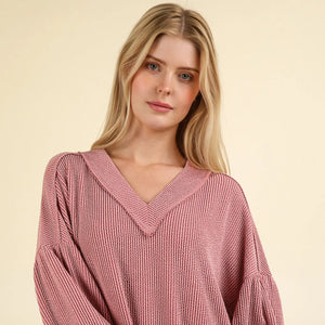 Two tone oversize ribbed top. Best seller. I’m wearing the small