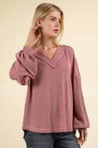 Two tone oversize ribbed top. Best seller. I’m wearing the small