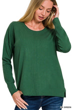 Round neck sweater