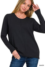 Round neck sweater